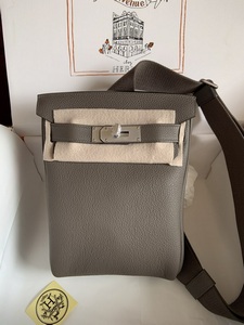 Hermes Handbags 271